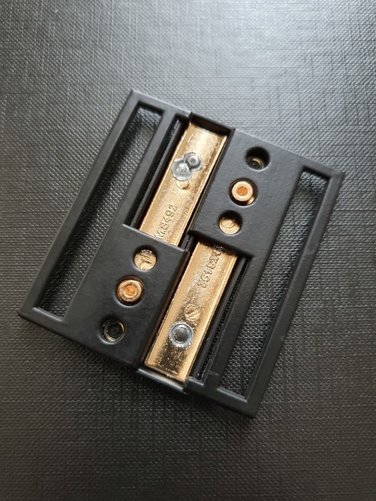 Bikinisluiting 50 mm Metaal Sier (mat zwart met goud) - Afbeelding 3
