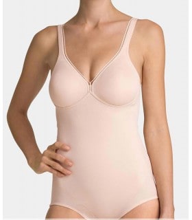 Triumph Beugelloze Body - Loretta Soft 01 - Skin