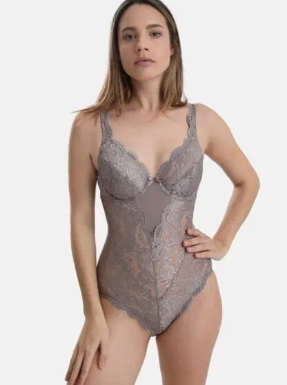 Sassa kanten body classic lace taupe cappuccino bisquit